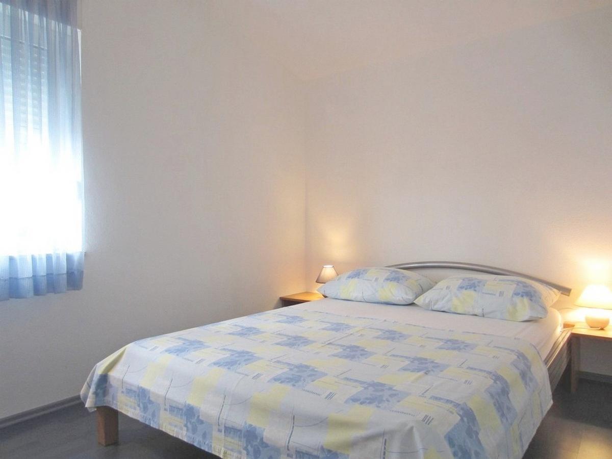 Apartments Zdenka Donji Okrug  Eksteriør billede